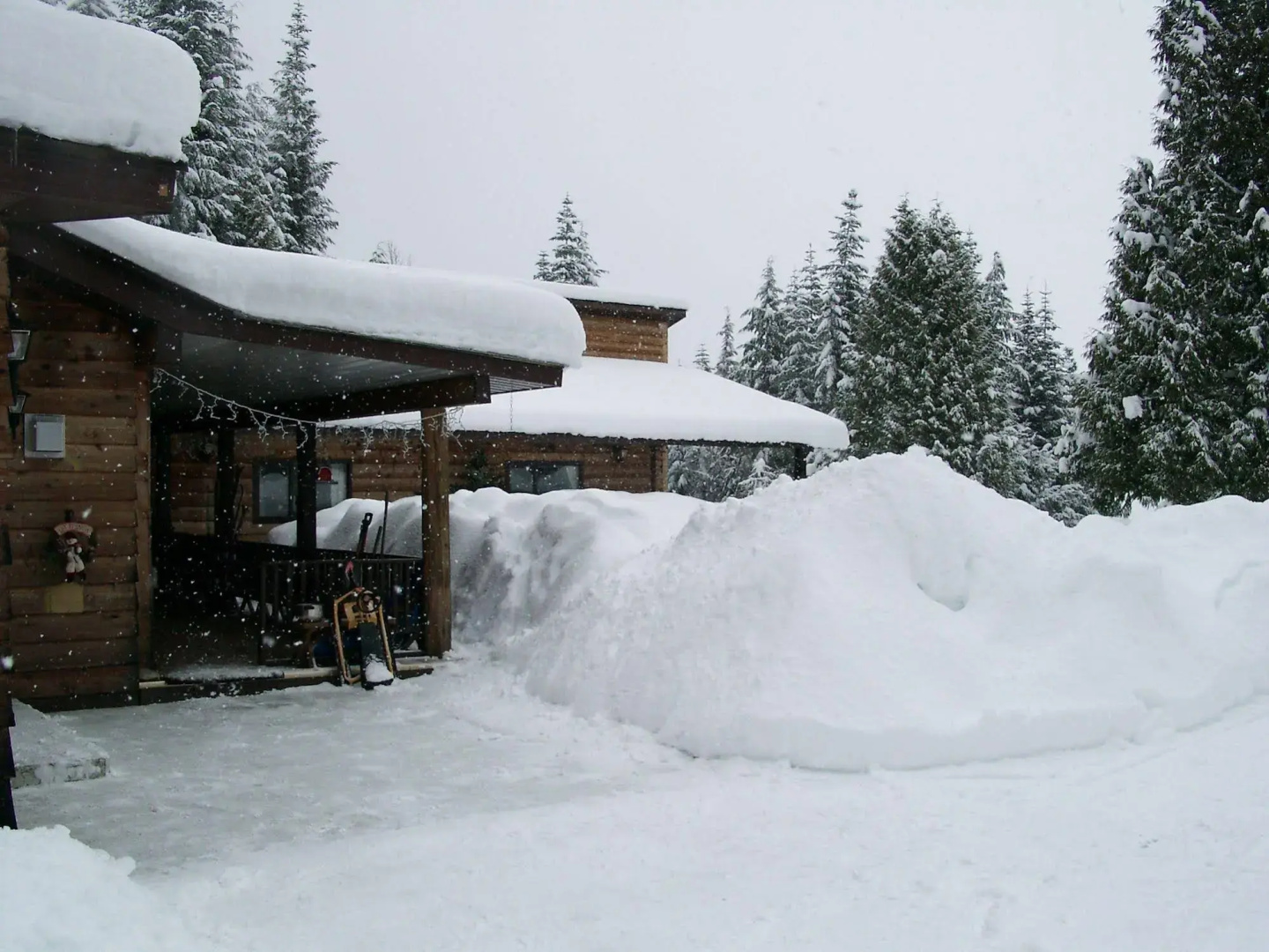 Shames Country Lodge