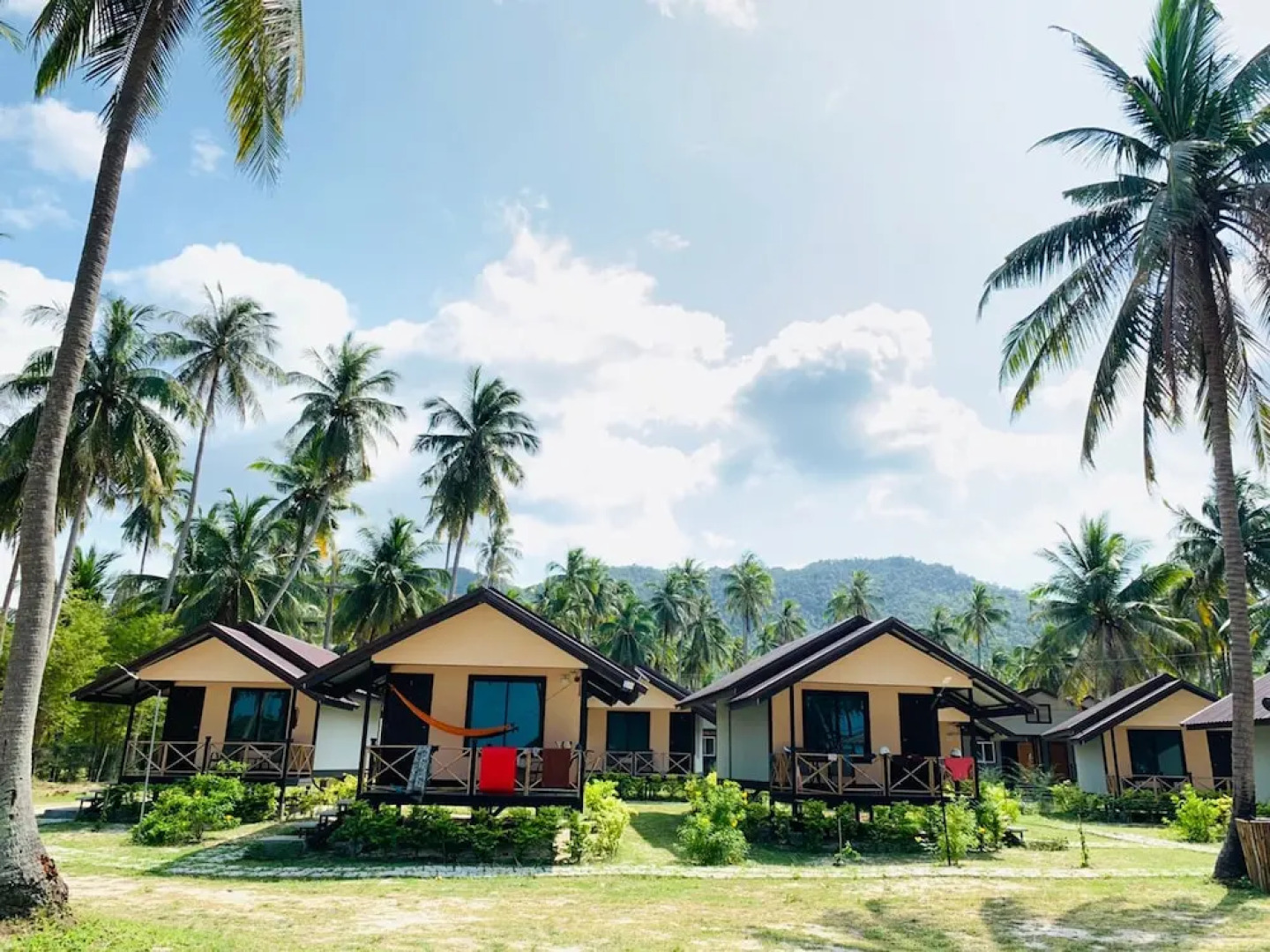 Phangan Chalet Bungalows