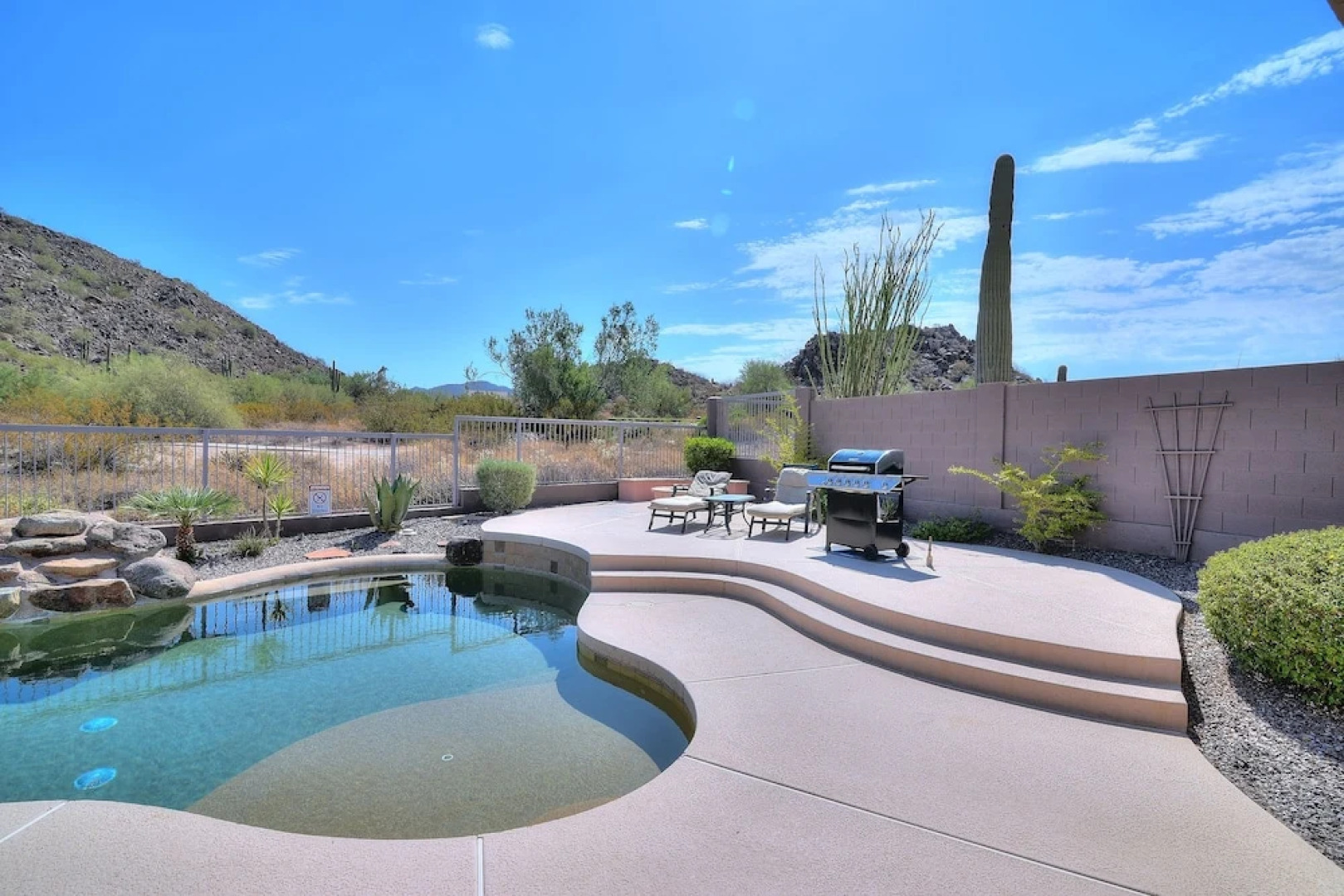 Las Sendas - 3 Bedroom Home - Mesa