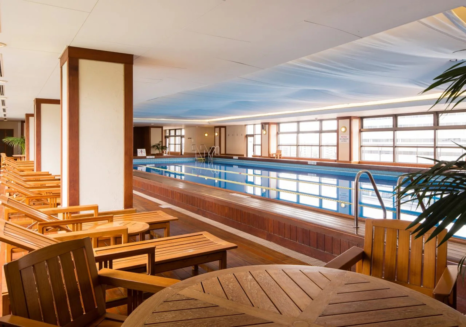 Kobe Bay Sheraton Hotel & Towers