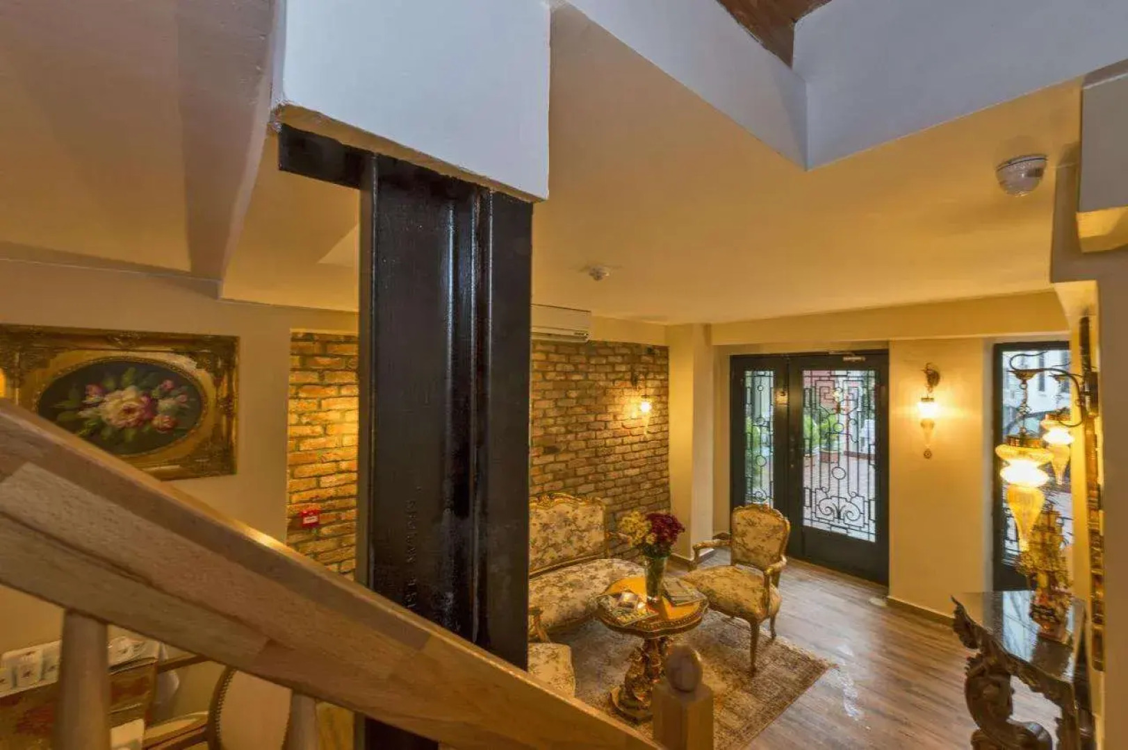 By Murat Royal Hotels