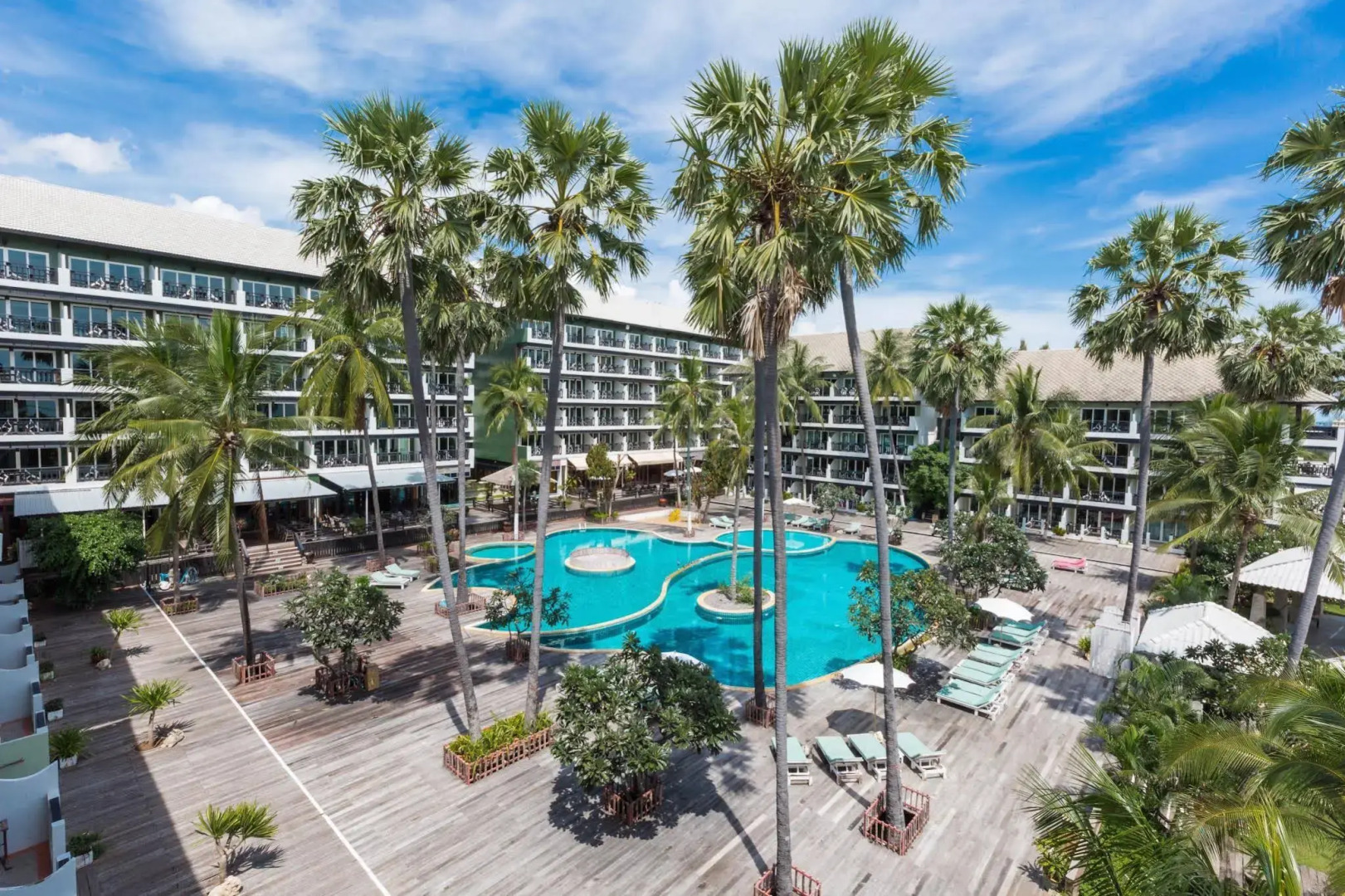 Pattawia Resort & Spa