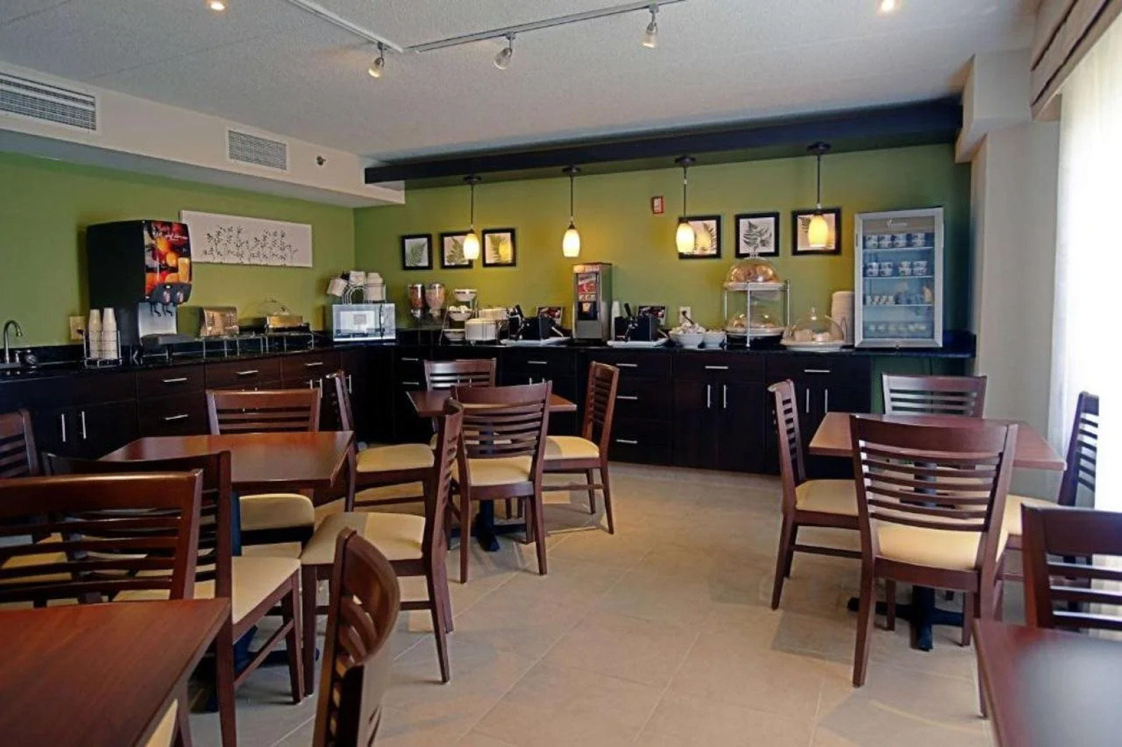 Wingate by Wyndham Salisbury