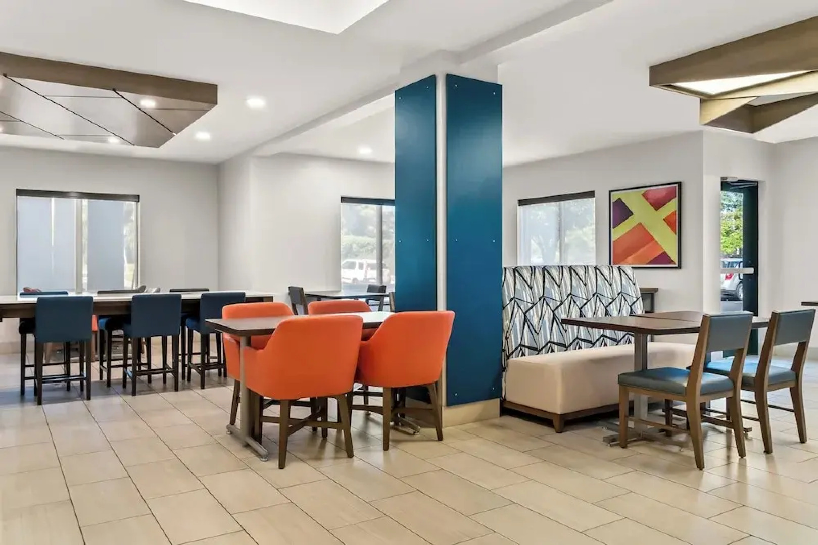 Holiday Inn Express Hotel & Suites Detroit-Novi by IHG