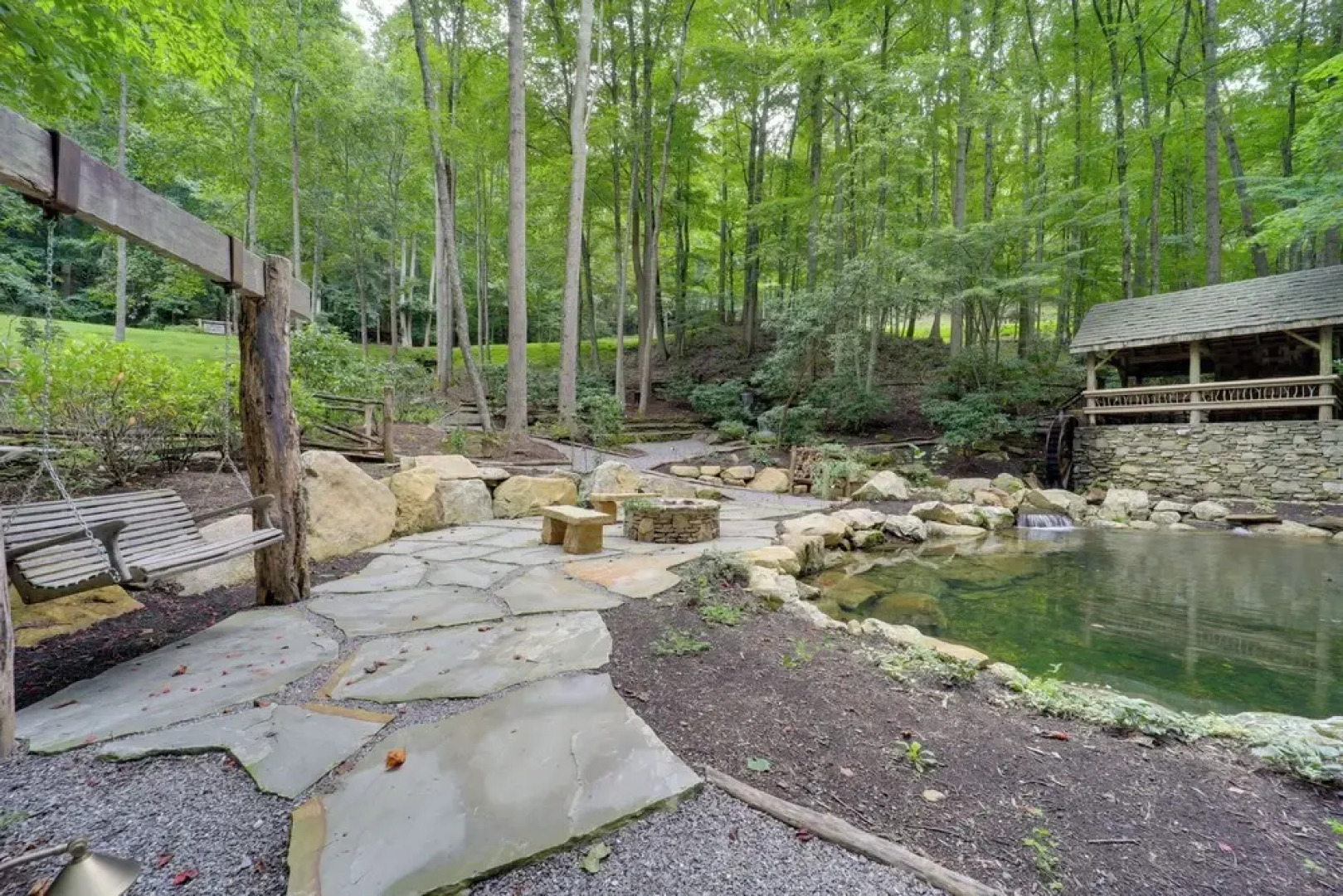 Hike On-site! Home 8 Mi to Wolf Ridge Ski Resort