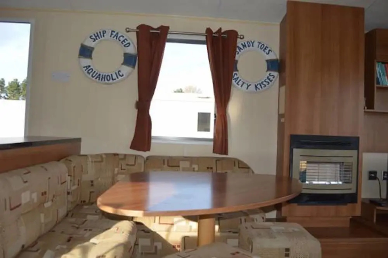 Luxury 3 Bed Caravan Lakes - Haven Site