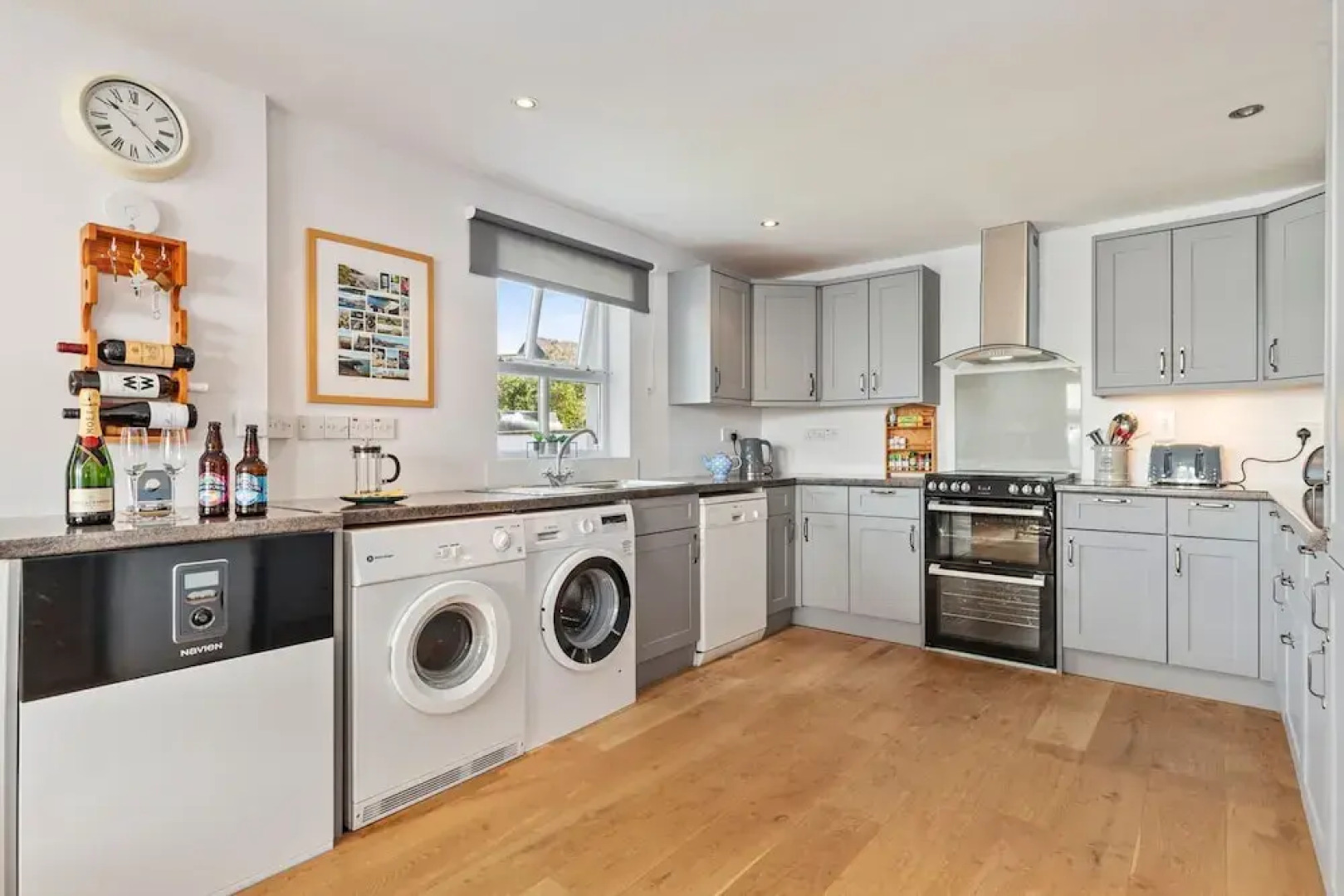 Two Hoots - Peaceful Cottage Rural Views