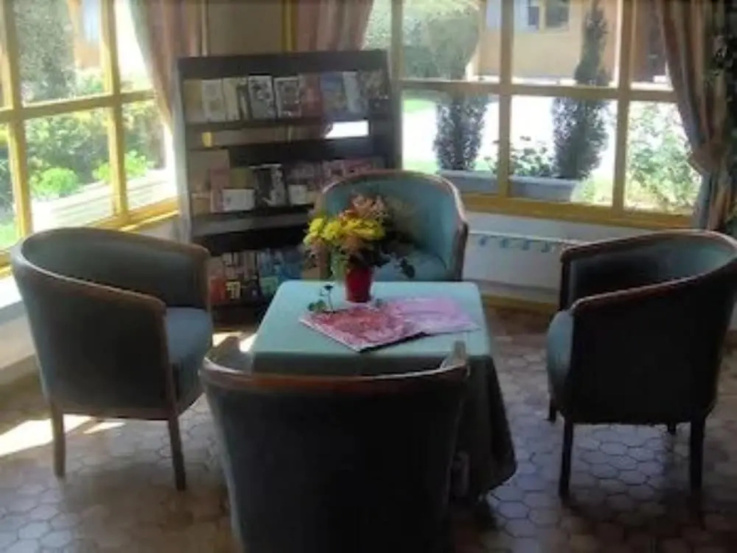 Hôtel Grill Le Coudray-Montceaux