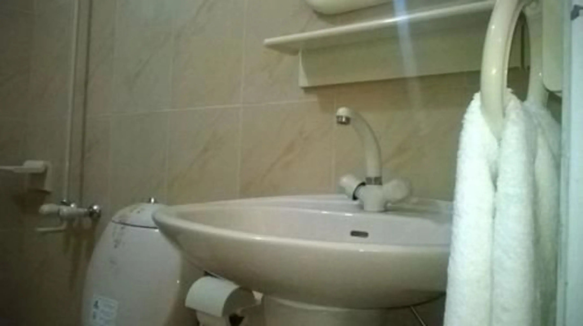 Kutton Jagran Resort