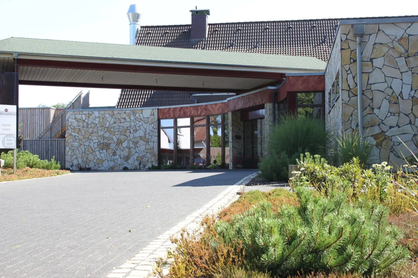 Ballands Hotel & Restaurant