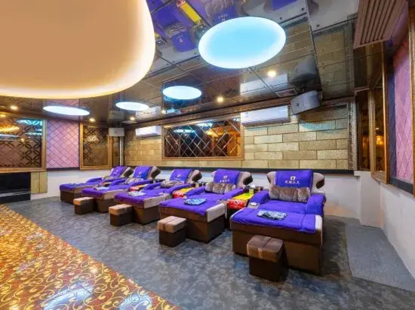 Friendly Hotel (Shaoguan Nanhua Temple)