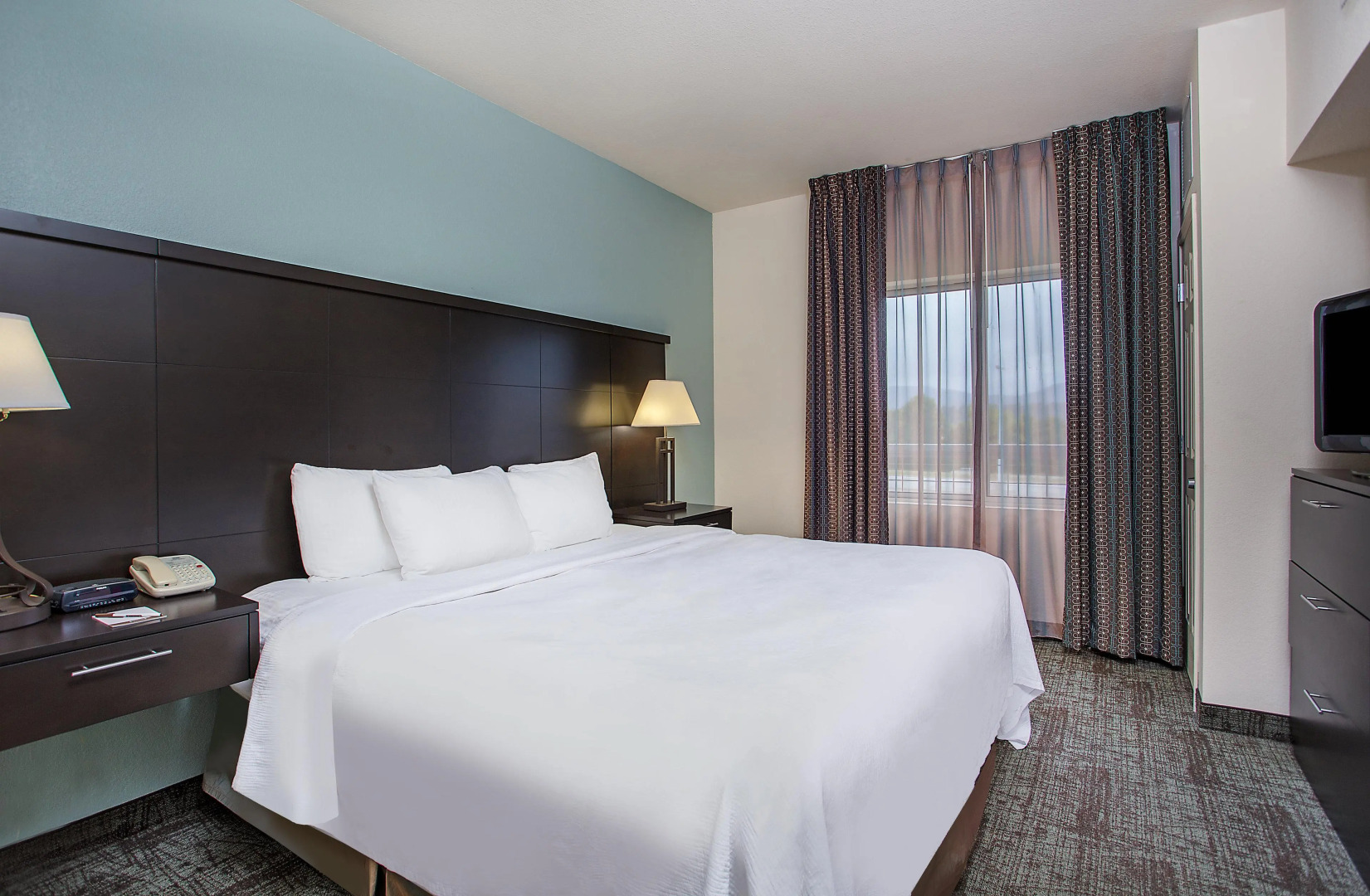 Staybridge Suites Chattanooga Downtown - Convention Center by IHG
