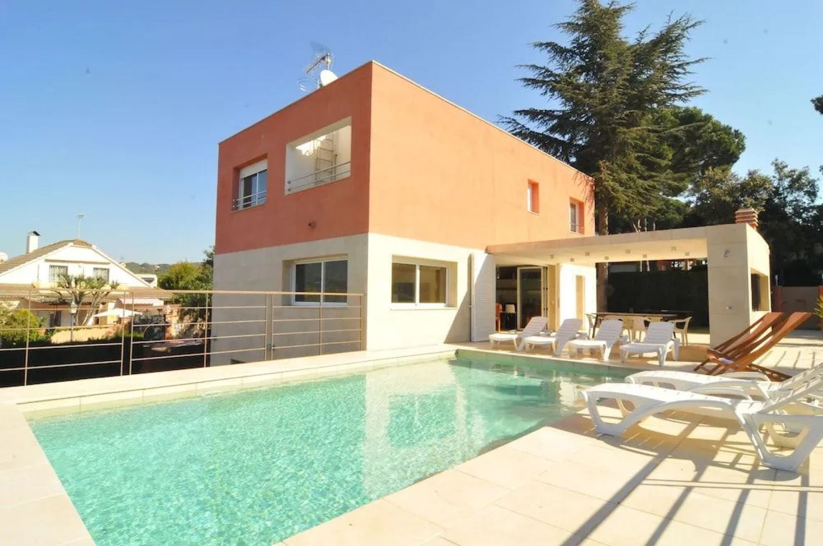 HomeHolidaysRentals Moai - Costa Barcelona