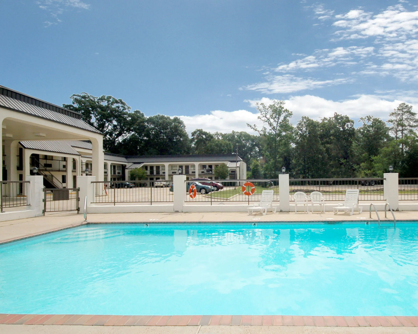 Econo Lodge Pearl - Jackson