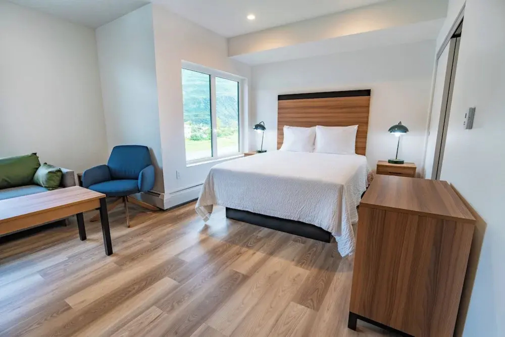 Chugach Naswik Suites