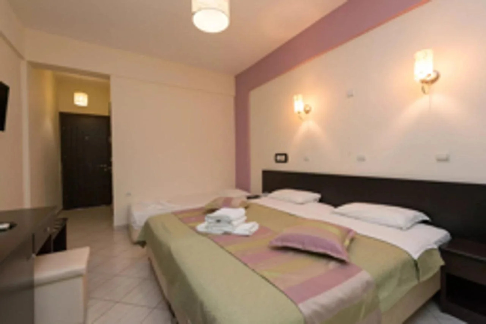 Отель Maranton Beach