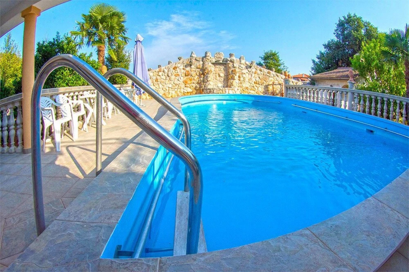 Apartments Vrcevan 811