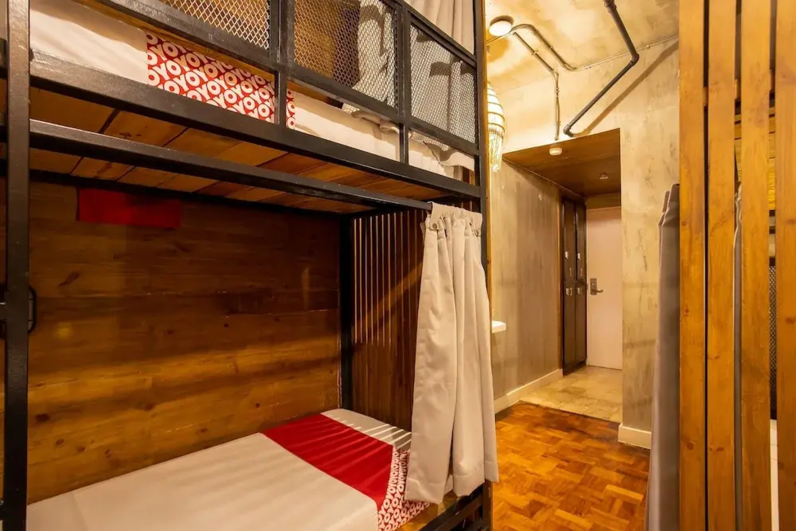 OYO 821 Connector Hostel