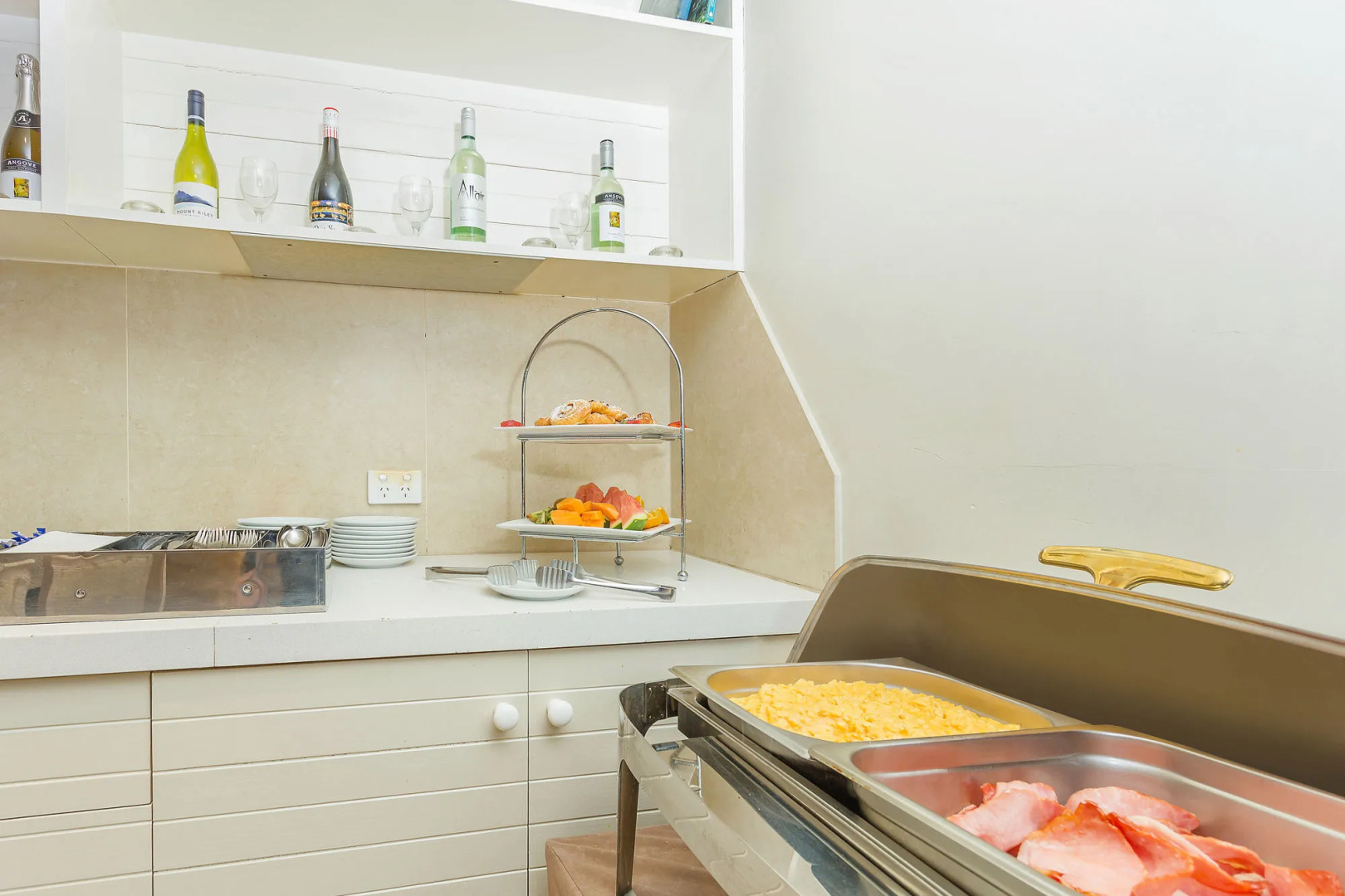 Deep Blue Hotel & Hot Springs