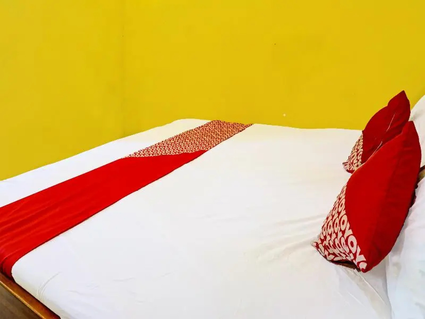 Oyo 91573 Hotel Family Blitar