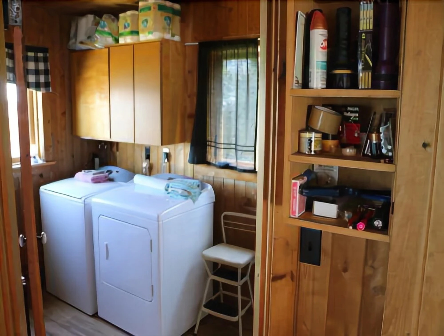 Barnacle on Flye Point - Three Bedroom Home