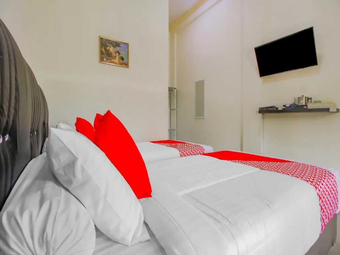 OYO 90063 Silver Homestay Syariah