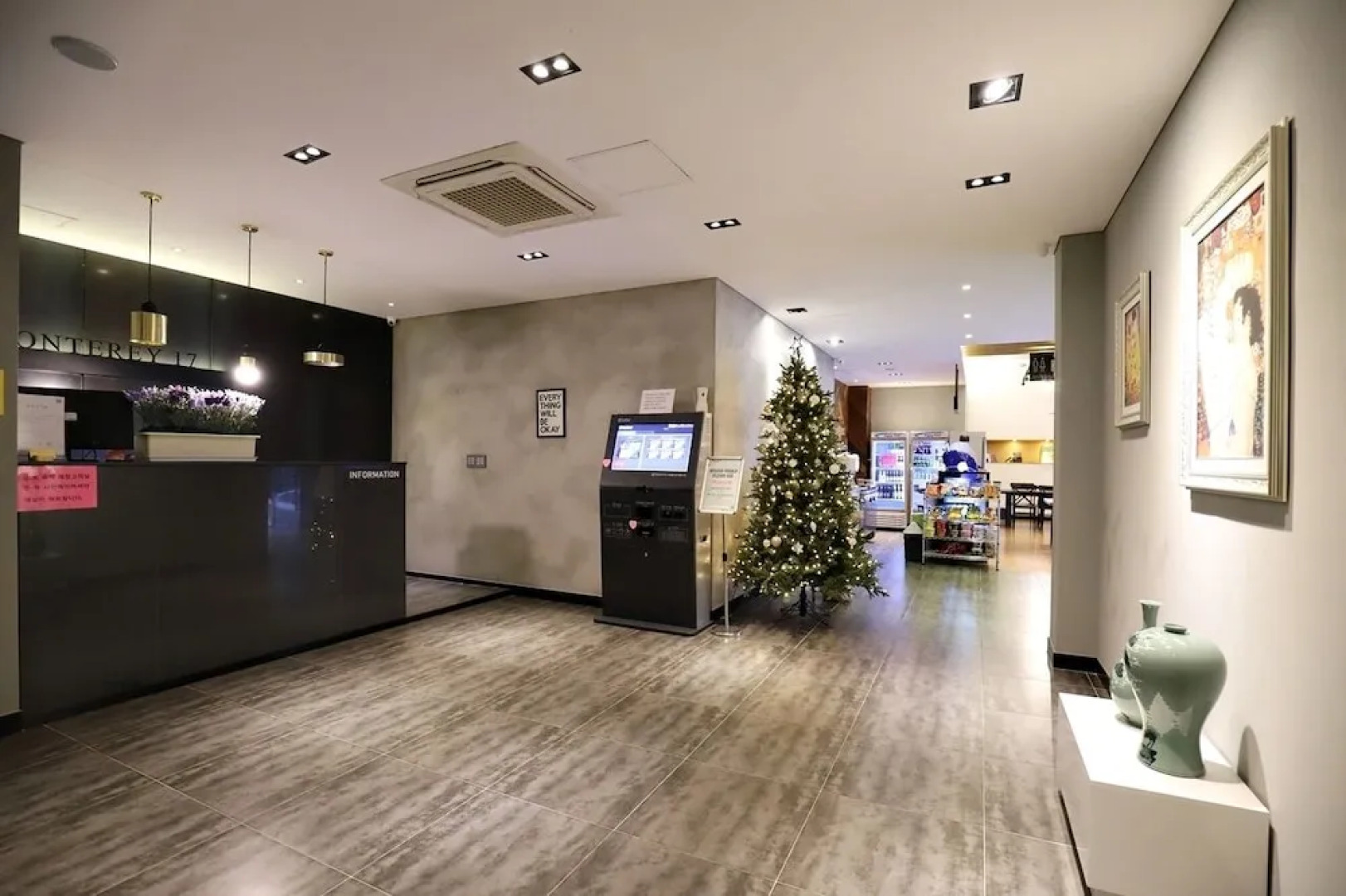 Yongin Monterey 17 Hotel