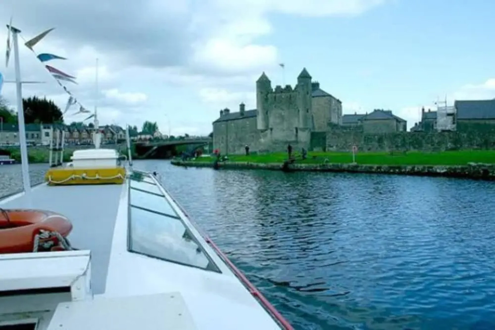 2 Bedroom Cottage Wisteria Cottage in Ballyconnell