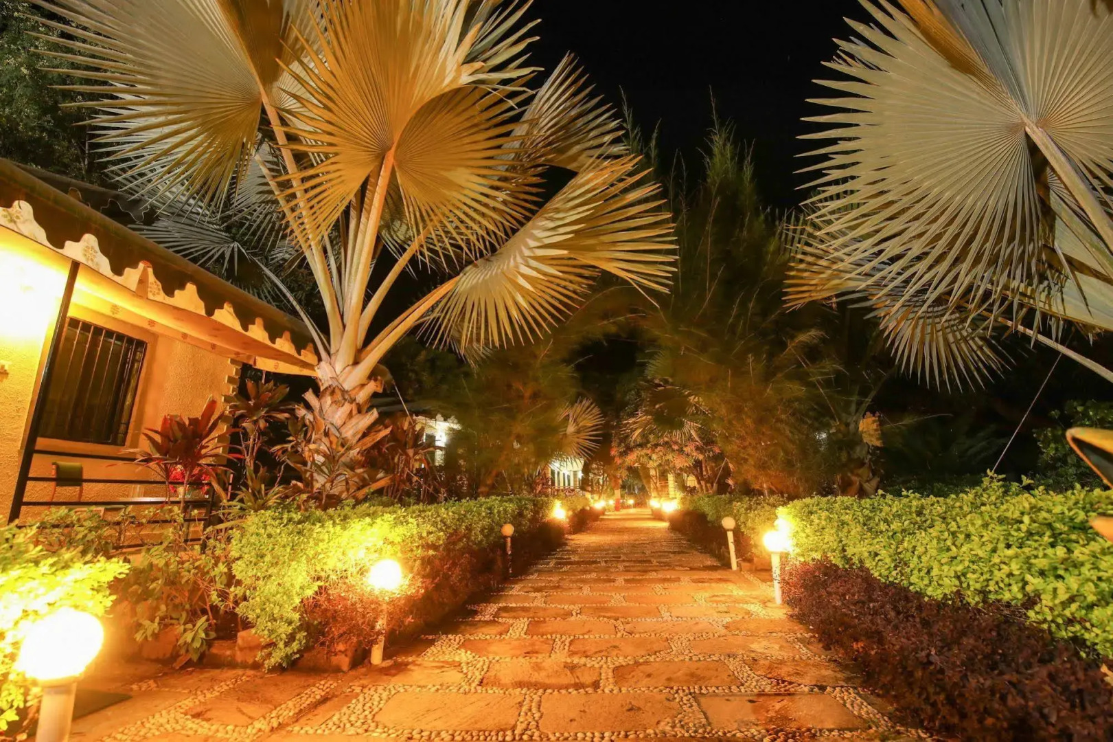 Saavaj Resort - Sasan Gir