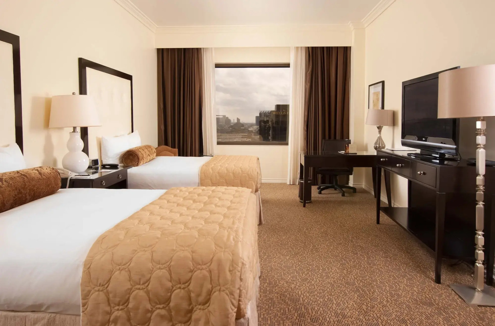 Renaissance Dallas Addison Hotel