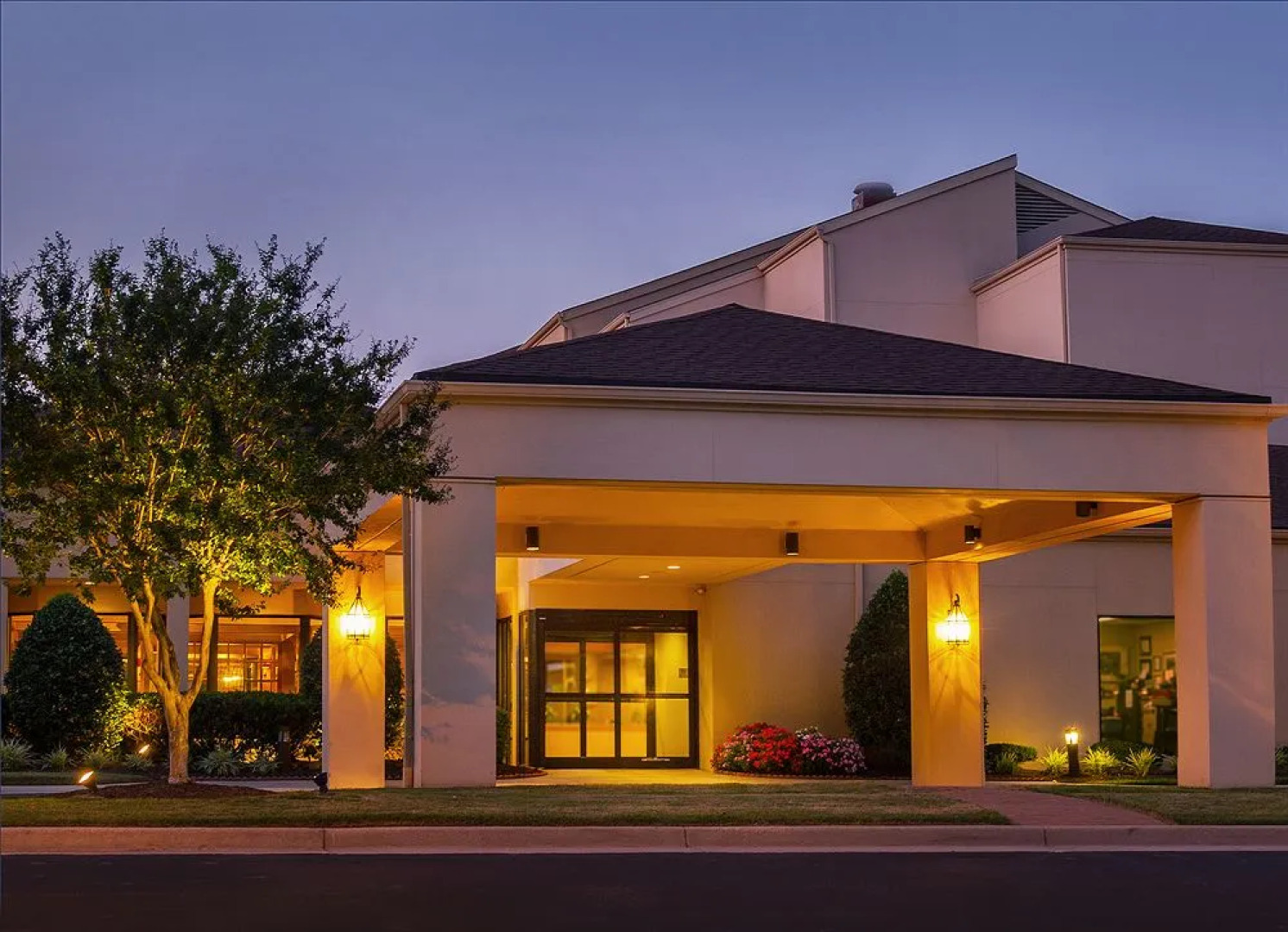 Courtyard Williamsburg Busch Gardens Area