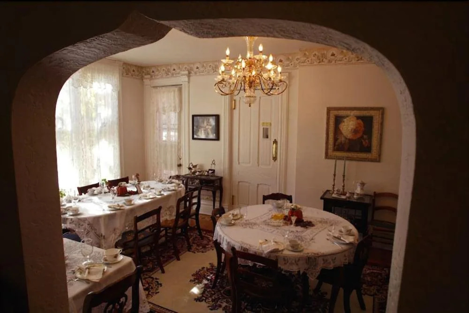 Thompson House Inn & Tea Room