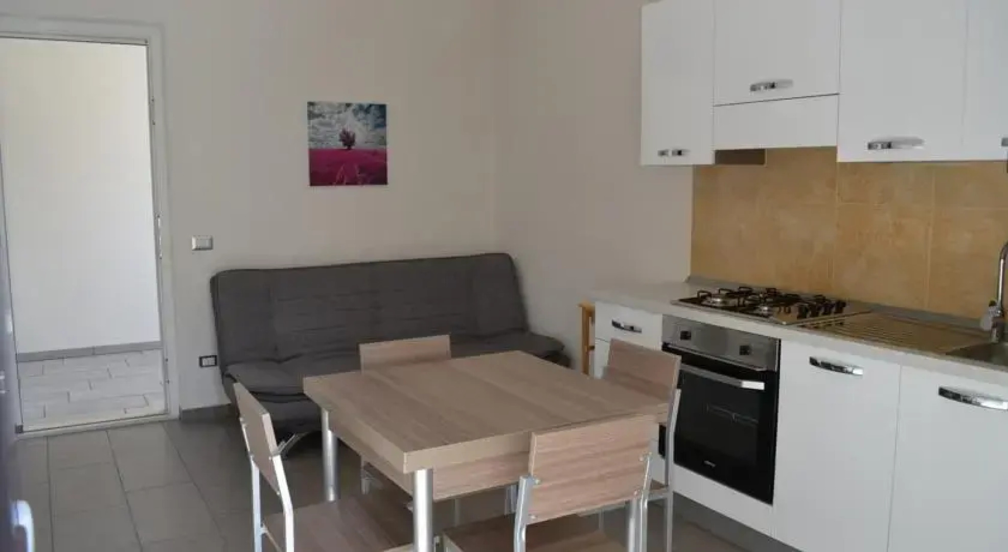 Eneide Case ad Oriente