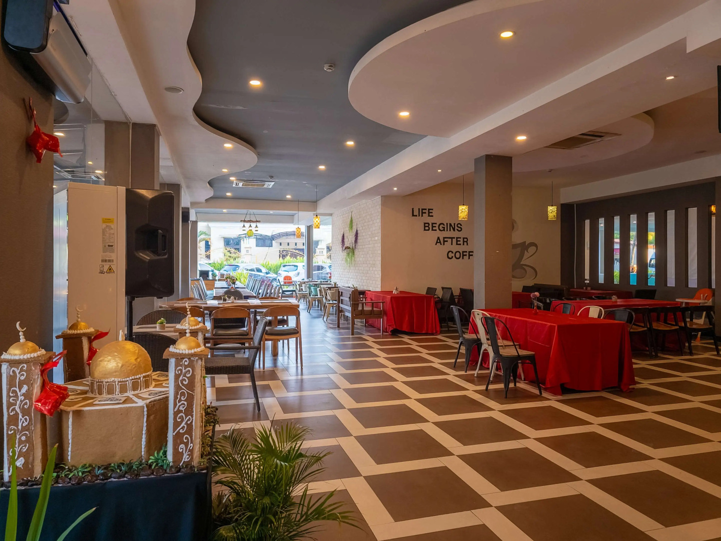 Golden Tulip Belitung