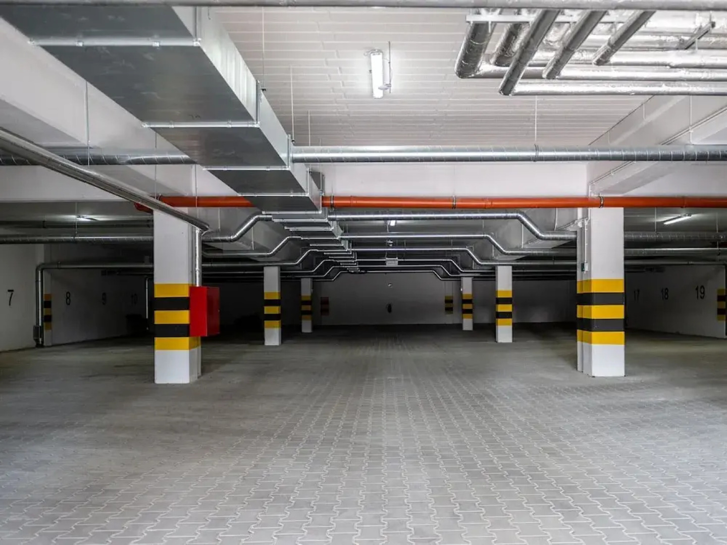 Apartment by Dziwna River With Pool Access