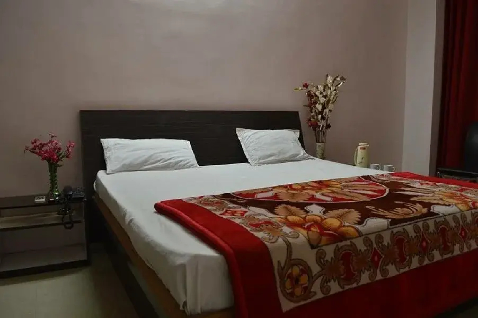 SPOT ON 39940 Shree Shine