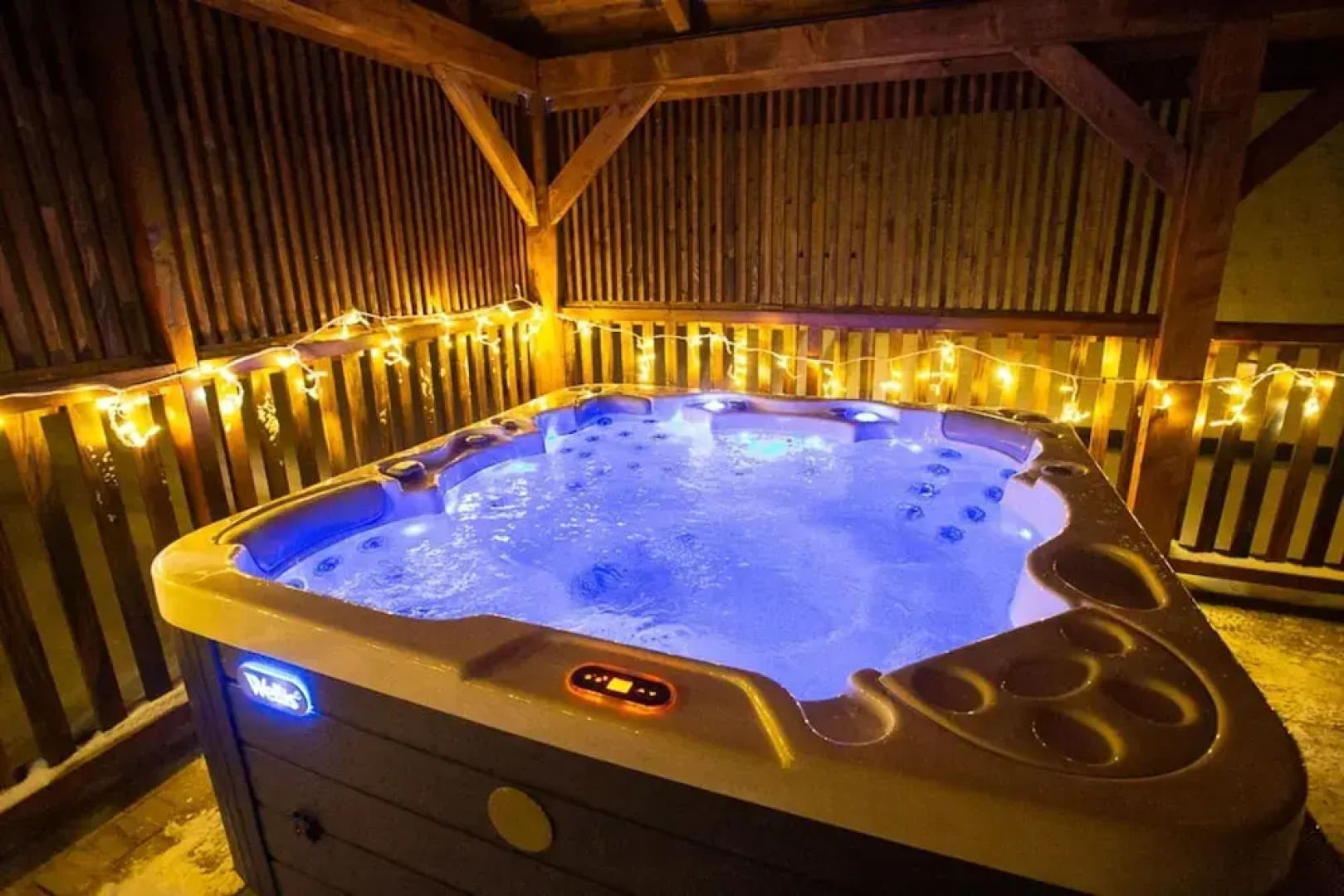 Mountain Stay With Hot Tub