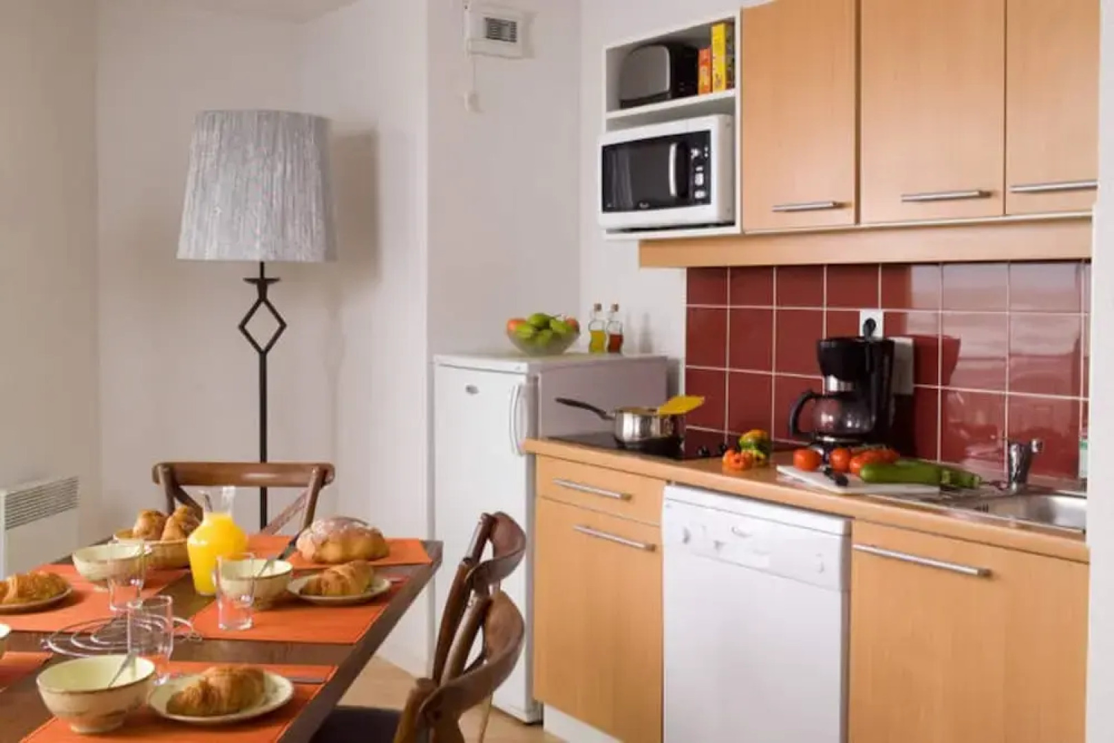 Comfortably Furnished Apartment With a sea View