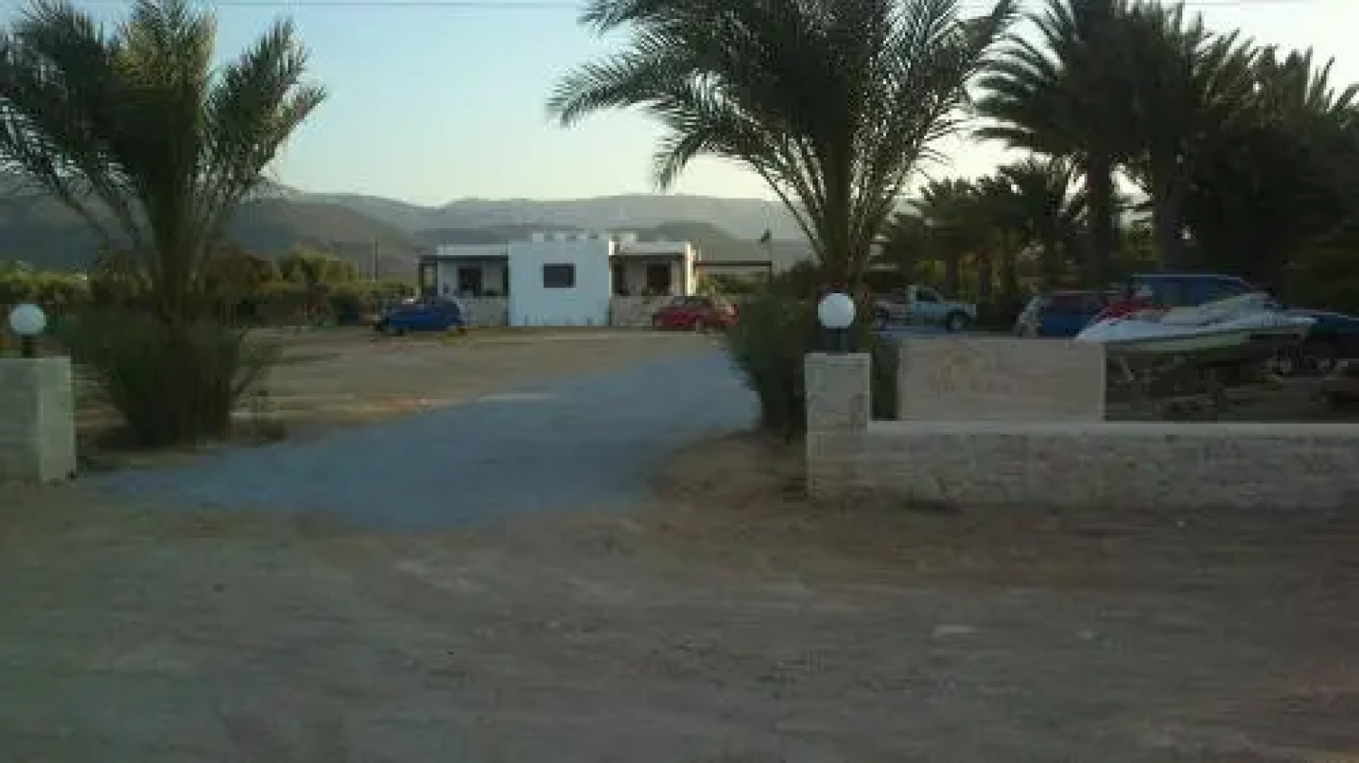 Surf Beach Apartments