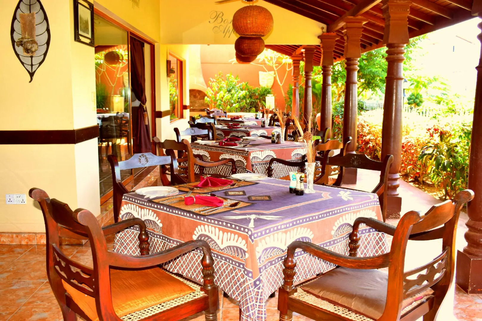 Asian Jewel Boutique Hotel