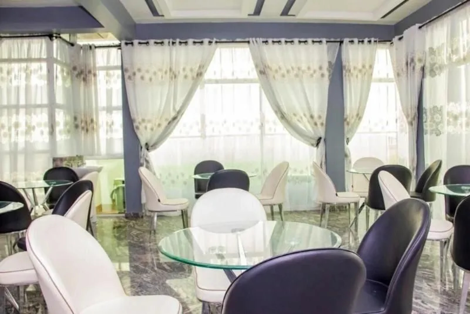 Nifur Hôtel