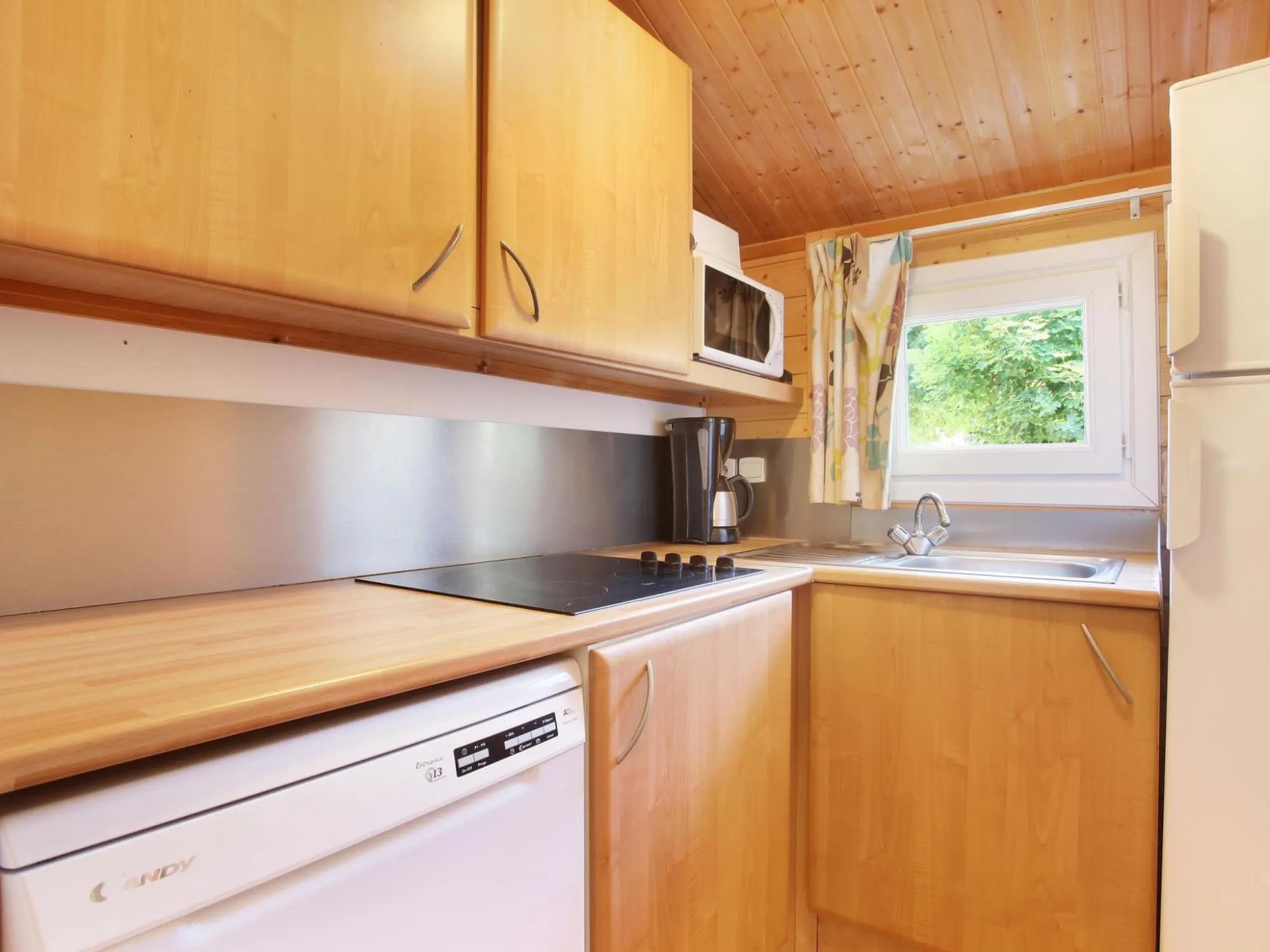 Cozy Chalet With Covered Terrace in Green Surroundings