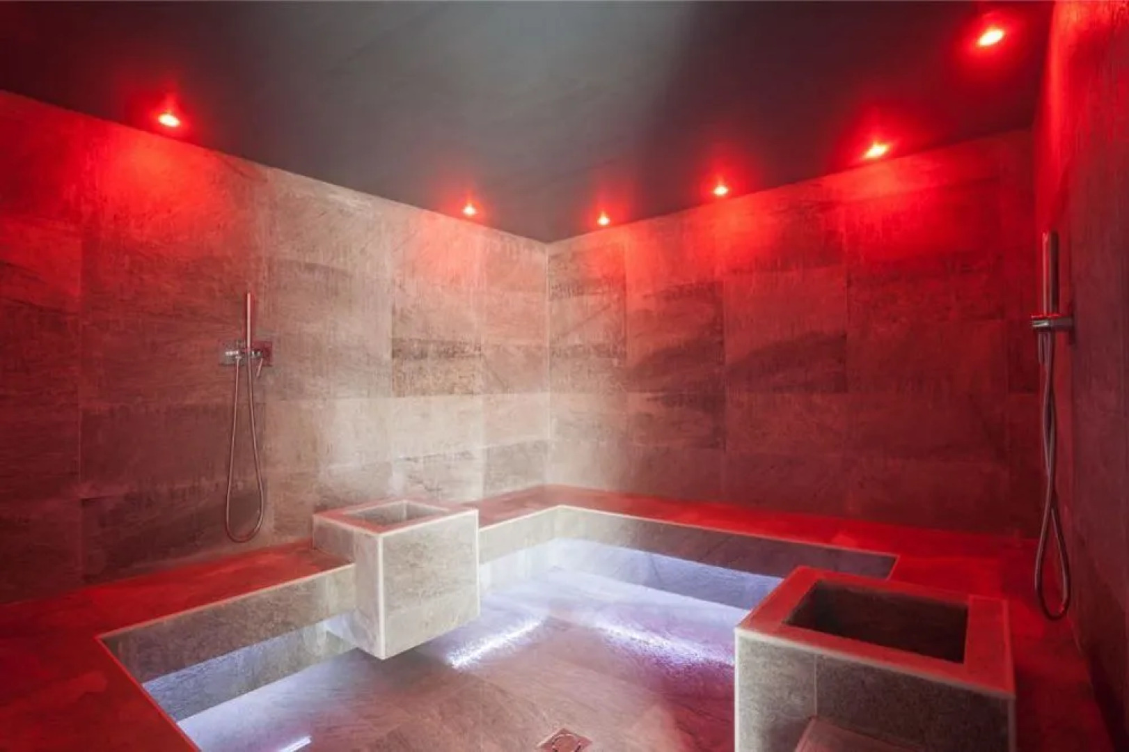 Leopard Point Luxury Beach Resort & Spa