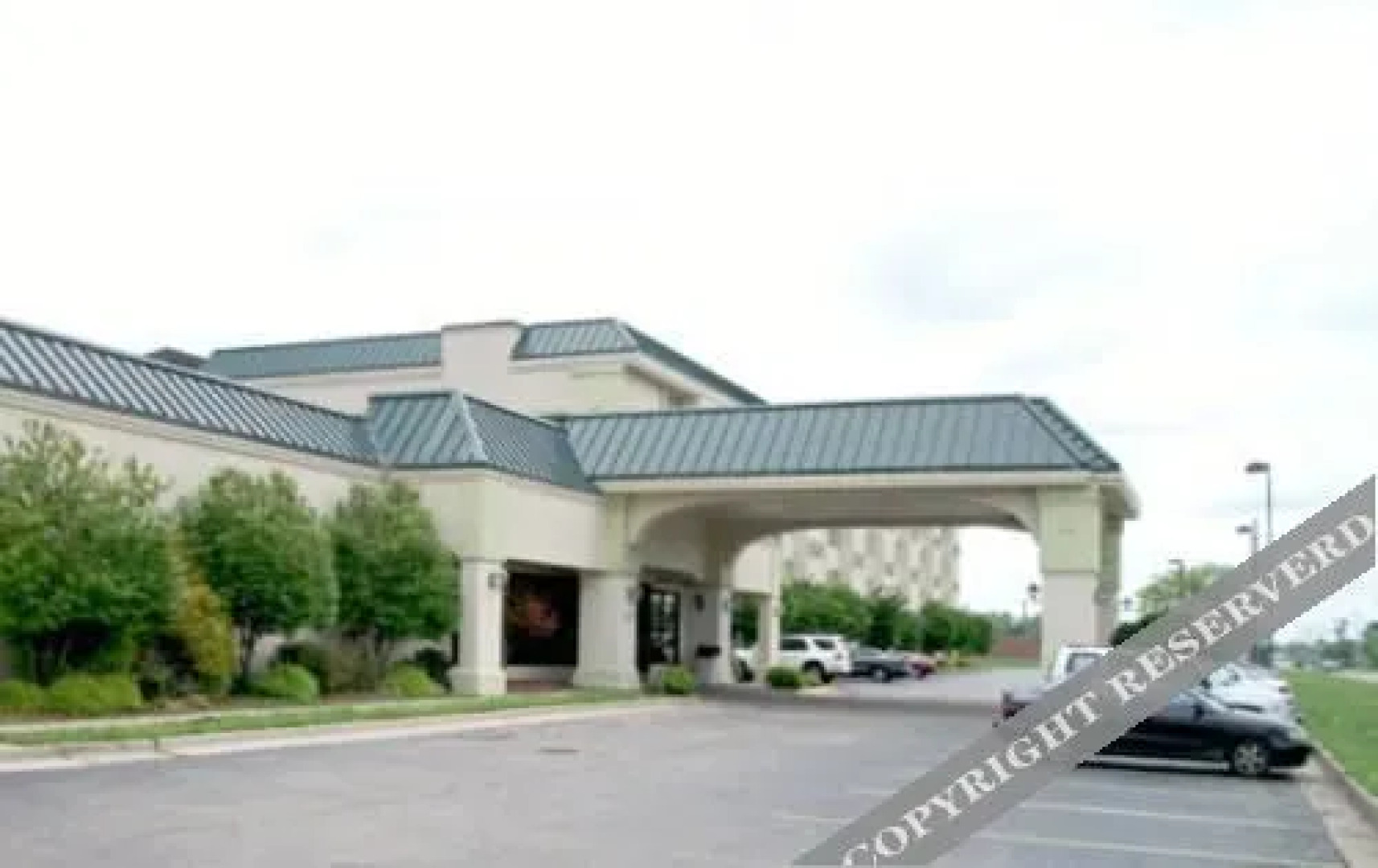 The Moraine Inn Suites & Conference Center