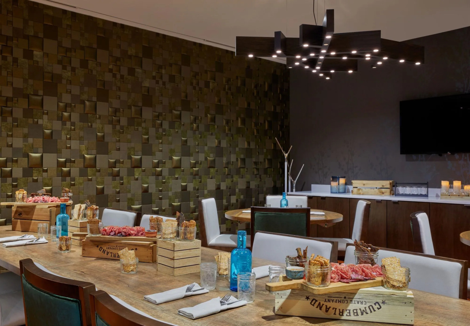 Calgary Airport Marriott In-Terminal Hotel