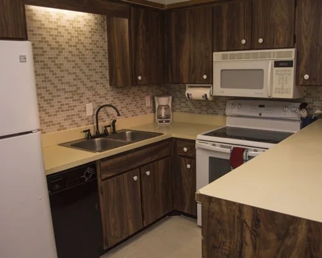 Englewood Beach and Yacht Club - Englewood