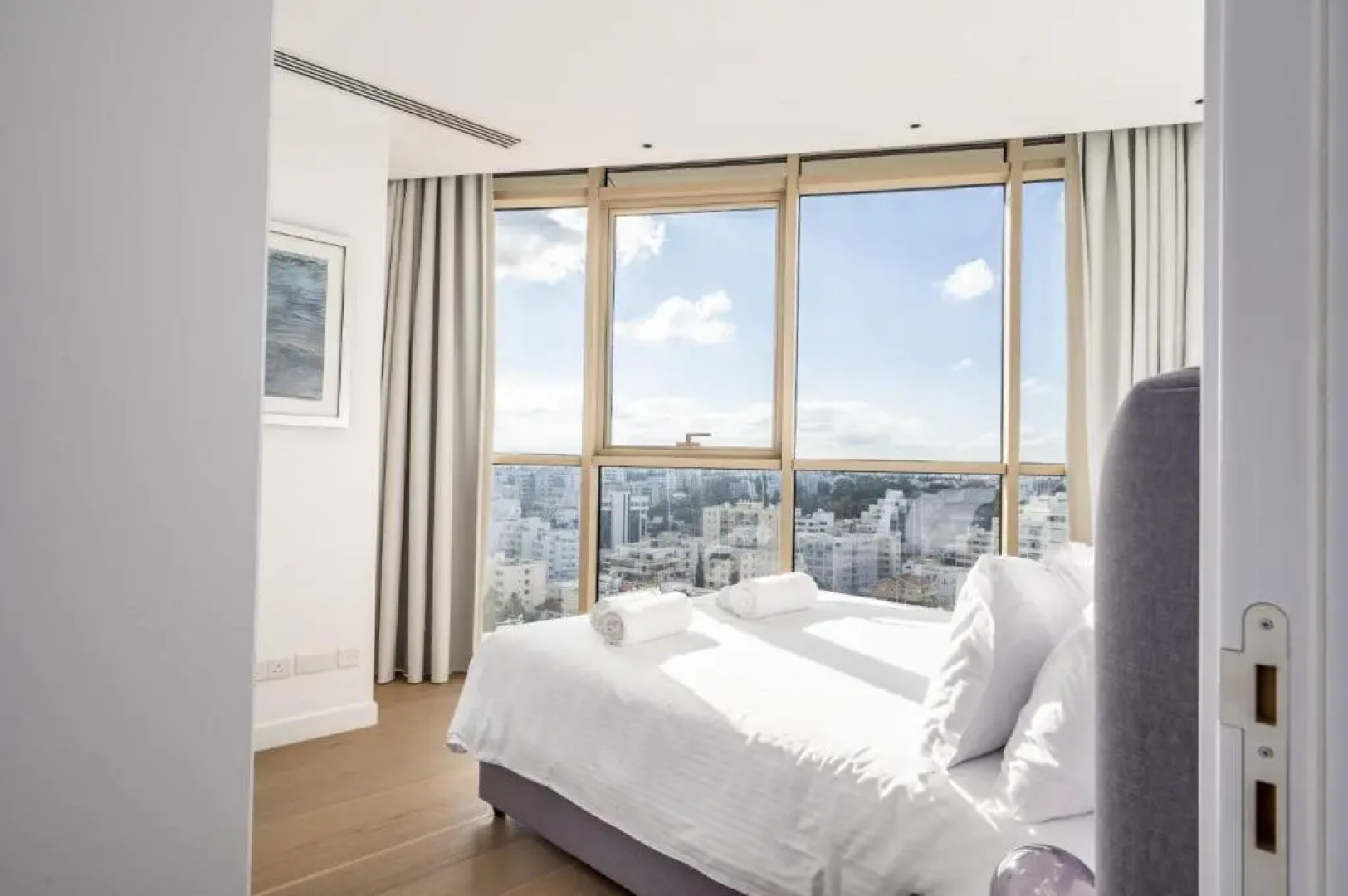 360 Nicosia-3 bedrooms Panoramic Deluxe Residence