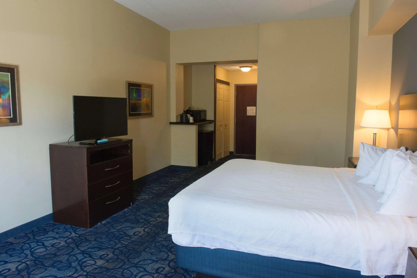 Best Western Plus Waynesboro Inn & Suites Conference Center