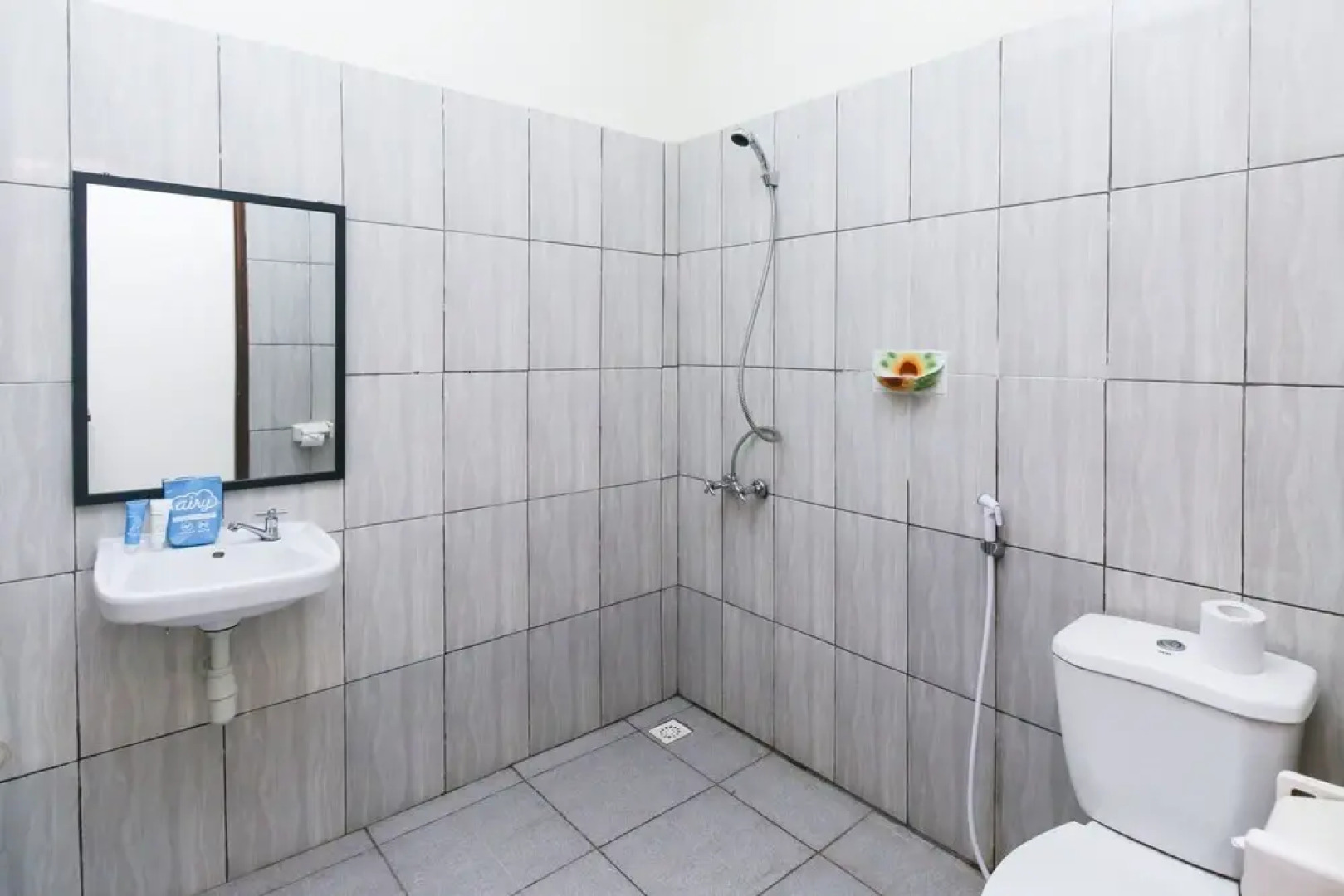 Airy Batu Layar Raya Senggigi 2 Lombok