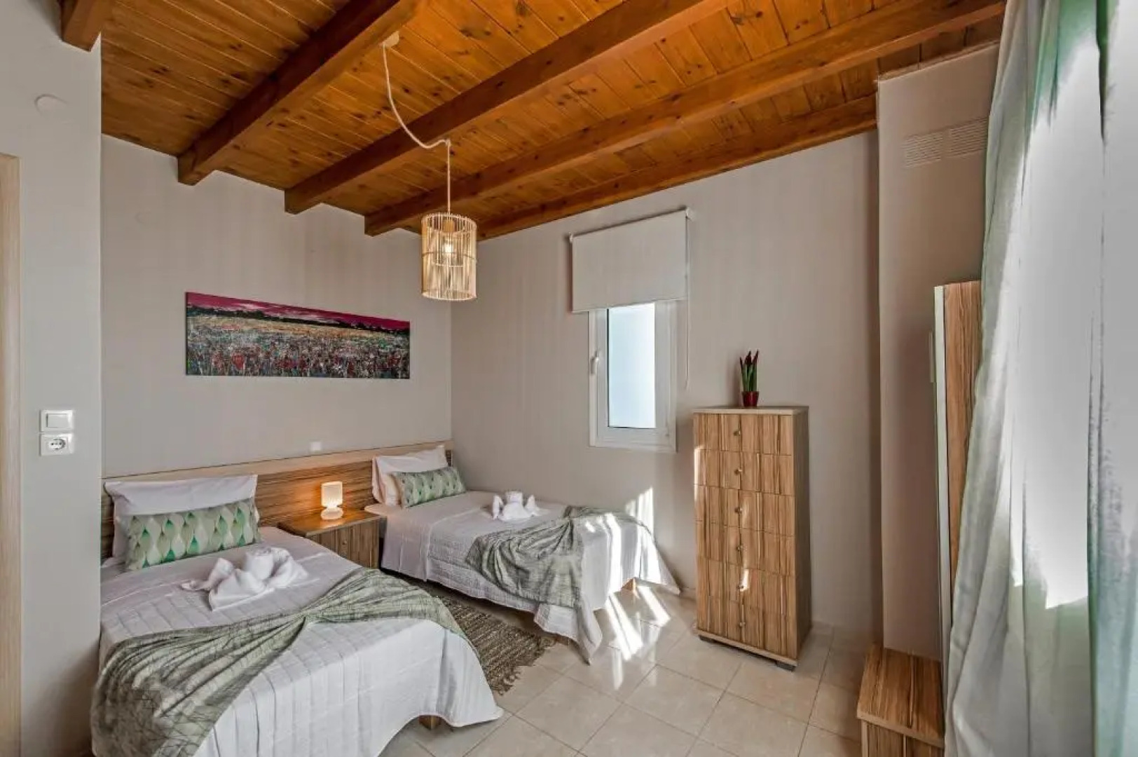 Tranquil sea view villa with private pool, just 2km from the beach!